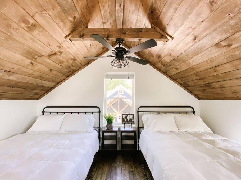 Modern Smoky Mountain Tiny House Apartment Pigeon Forge Ngoại thất bức ảnh