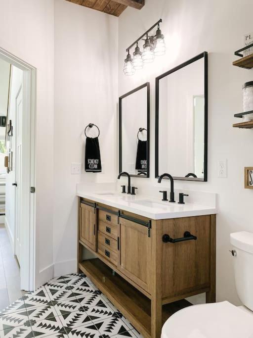 Modern Smoky Mountain Tiny House Apartment Pigeon Forge Ngoại thất bức ảnh