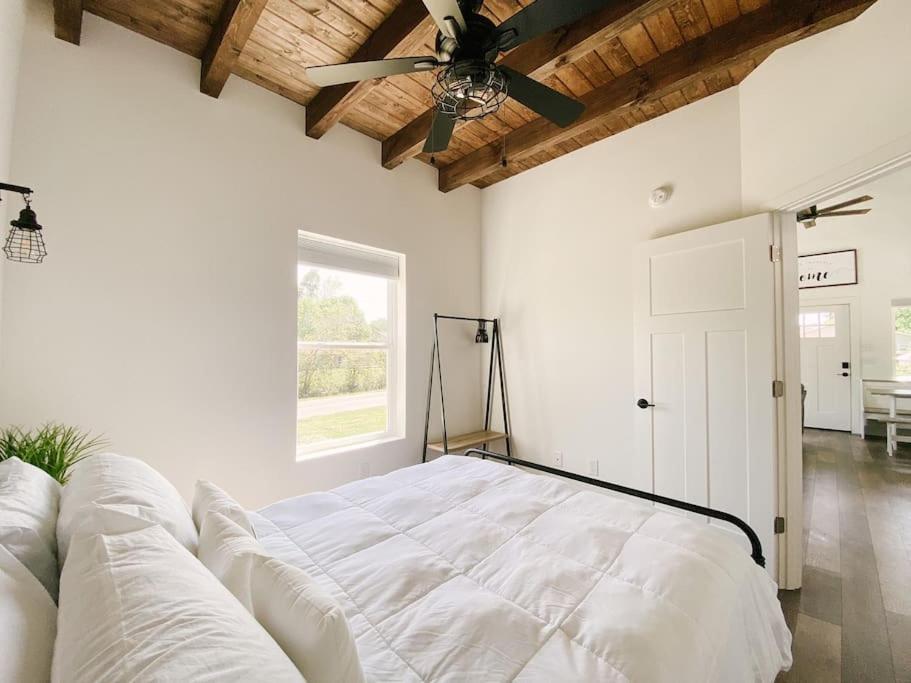 Modern Smoky Mountain Tiny House Apartment Pigeon Forge Ngoại thất bức ảnh